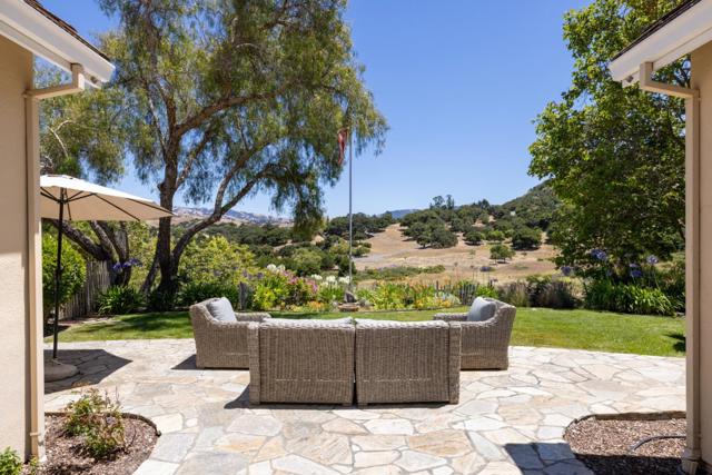 25317 Camino De Chamisal,  CA: https://media.crmls.org/mediaz/29e6f36c-65e9-47ab-81fc-8de6231fae31.jpg