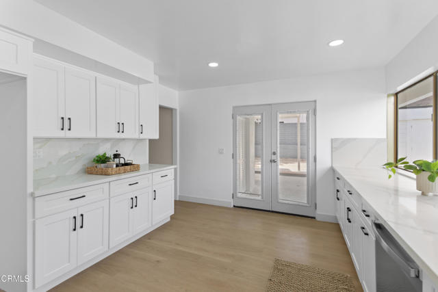 Detail Gallery Image 12 of 35 For 3955 Blackwood St, Thousand Oaks,  CA 91320 - 5 Beds | 3/1 Baths