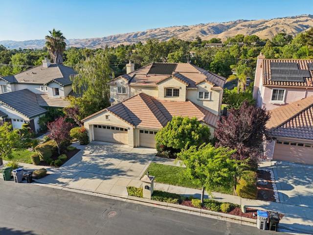 5761 Capilano Drive, San Jose CA: https://media.crmls.org/mediaz/29e8c8c8-42cf-450b-b973-a7a0a9d53598.jpg
