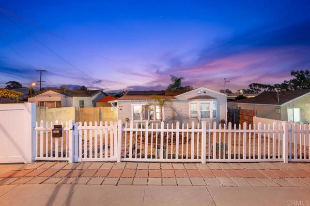 Image 6 of 28 For 2326 32nd Street
