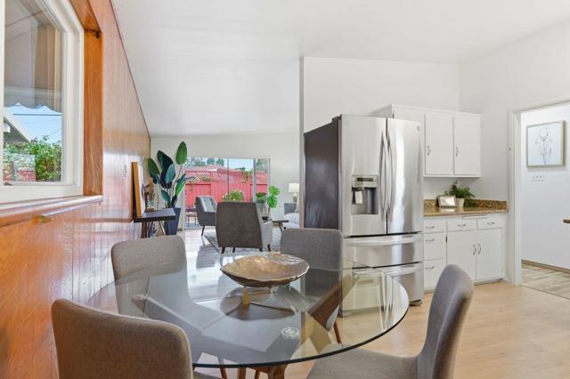 2827 Hosmer Street, San Mateo CA: https://media.crmls.org/mediaz/29e9b847-094c-4e6f-beee-128c24808207.jpg