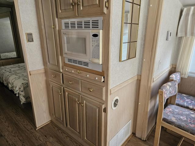 84136 Avenue 44, Indio CA: https://media.crmls.org/mediaz/29e9e039-2f57-43fd-8f37-0609d24e2004.jpg