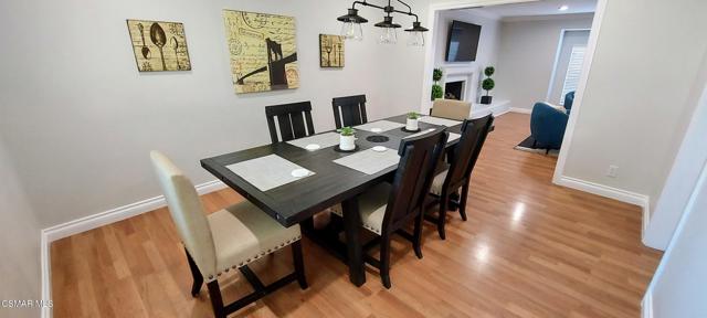 91 Magellan Street, Thousand Oaks CA: https://media.crmls.org/mediaz/29eab062-e35b-4e8a-bdf8-61ef3bab1078.jpg