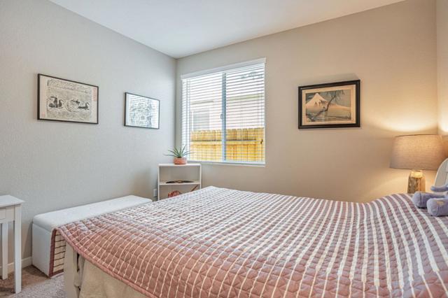 2143 Lavender Place, Rio Vista CA: https://media.crmls.org/mediaz/29eac151-675f-4ad0-bb47-4510e0dffadb.jpg
