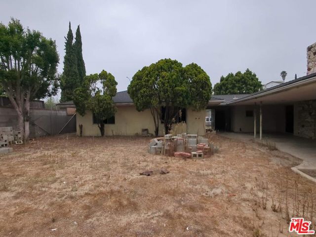 5809 Chariton Avenue, Los Angeles, California 90056, 3 Bedrooms Bedrooms, ,3 BathroomsBathrooms,Single Family Residence,For Sale,Chariton,24451535