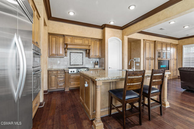 1728 Bluesage Court, Simi Valley CA: https://media.crmls.org/mediaz/29ebd49a-4f94-4795-9f52-d72f7a3c9867.jpg
