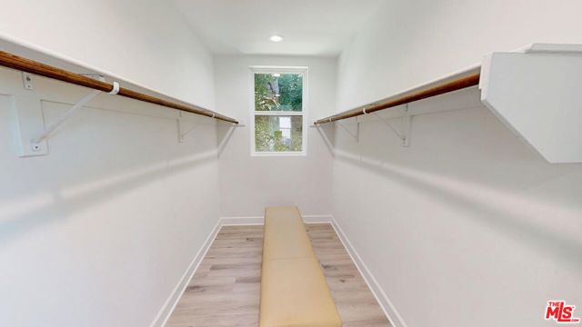 8486 N Camelia, Winnetka CA: https://media.crmls.org/mediaz/29ec6865-cafc-4491-b1f5-fe503f27d629.jpg
