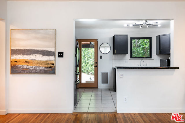 2342 S Garth Avenue, Los Angeles CA: https://media.crmls.org/mediaz/29ec8b6e-1436-4e61-a024-9a09ff4eac3d.jpg