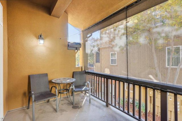 201 San Antonio Place, San Jose CA: https://media.crmls.org/mediaz/29ececbf-617f-42c6-971e-73a91b7b95cc.jpg