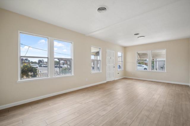 21 N Filice Street, Salinas CA: https://media.crmls.org/mediaz/29ee51b5-8423-4e13-8882-d4fd40682cc3.jpg