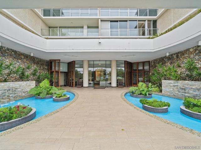 1750 Avenida Del Mundo, Coronado CA: https://media.crmls.org/mediaz/29ef97d1-1a89-441a-b04c-d4cfc41bfb9e.jpg