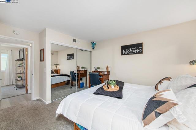243 Rachael Pl, Pleasanton CA: https://media.crmls.org/mediaz/29ef9cbc-a84f-462f-b263-4a4432a6943d.jpg