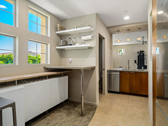 3000 Candlelight Lane, Palm Springs CA: https://media.crmls.org/mediaz/29efe788-b457-4d18-8217-44aed2aef8f2.jpg