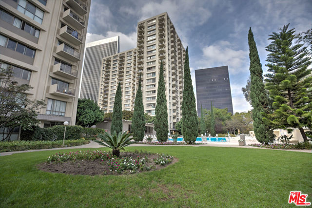 2160 Century Park East, Los Angeles CA: https://media.crmls.org/mediaz/29f0524f-ab1c-49a3-ae5c-f52e7a8a6216.jpg