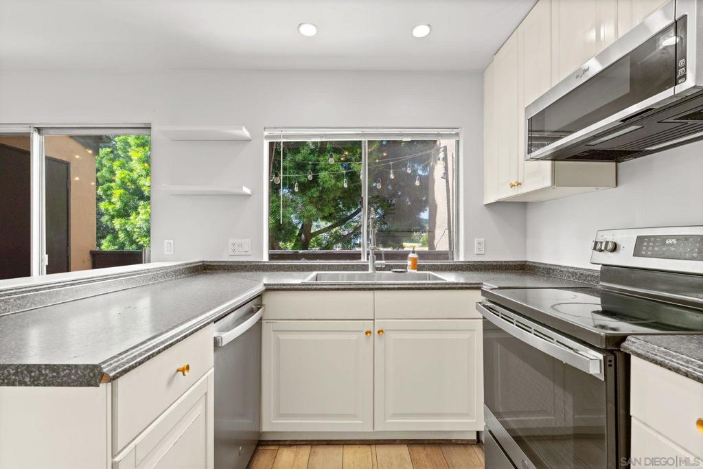 7930 Mission Center Ct - photo 10