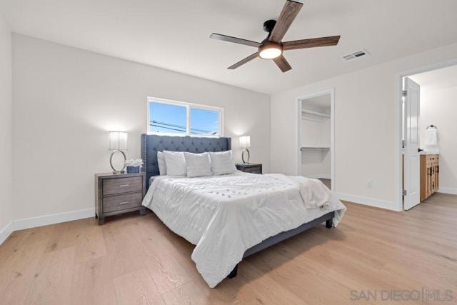 1120 Pepper Dr, El Cajon CA: https://media.crmls.org/mediaz/29f0fea8-04cb-4569-8269-a6db57e5028a.jpg