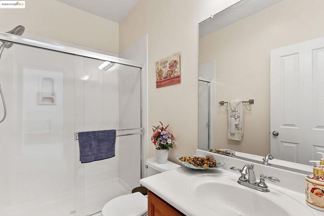 115 Tennyson Ct, Discovery Bay CA: https://media.crmls.org/mediaz/29f11cd0-433c-4b7c-831e-d0d92733643e.jpg