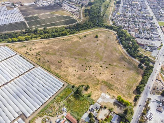 30 Riverside Road, Watsonville CA: https://media.crmls.org/mediaz/29f12520-b5bc-40c7-9a6b-60f9694c1701.jpg