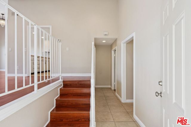 25051 La Cresta Drive, Dana Point CA: https://media.crmls.org/mediaz/29f13a3b-428d-4676-aae1-3f13fef5c935.jpg