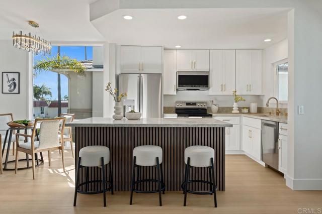 Detail Gallery Image 16 of 61 For 408 Bonair Street, La Jolla,  CA 92037 - 3 Beds | 2 Baths