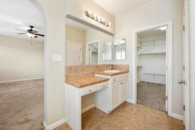 11447 Mirage Drive, Chowchilla CA: https://media.crmls.org/mediaz/29f3cf8d-5d47-4bda-99ae-aa643c7fecb2.jpg