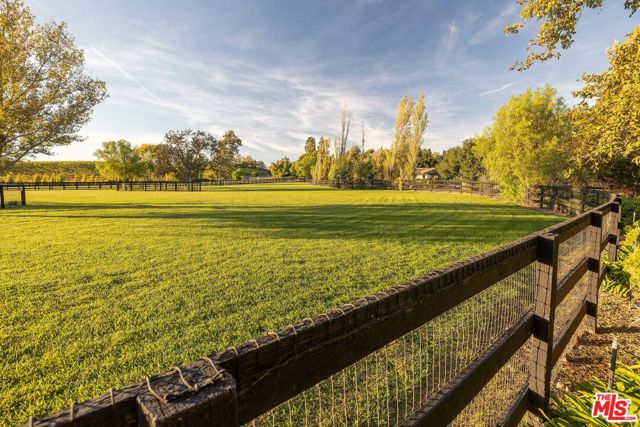 1430 Count Fleet Street, Santa Ynez CA: https://media.crmls.org/mediaz/29f3dbd1-6780-4a6b-93c6-f4569ca76693.jpg