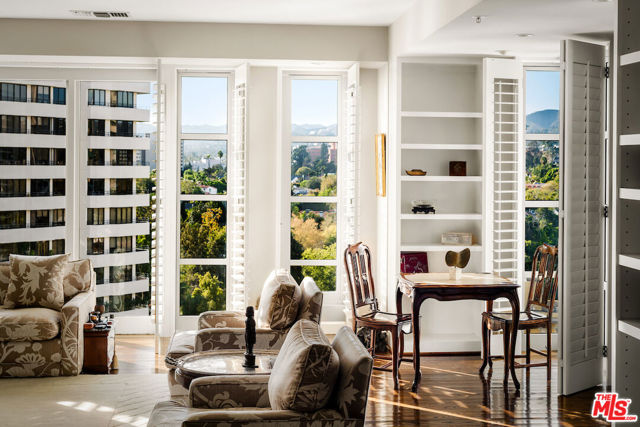 10580 Wilshire Boulevard, Los Angeles CA: https://media.crmls.org/mediaz/29f3f433-d88e-4788-bb28-a8b5df6010a0.jpg