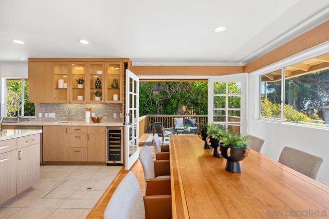 2506 Via Merano, Del Mar CA: https://media.crmls.org/mediaz/29f44551-b879-444f-92c5-6b70911cb237.jpg