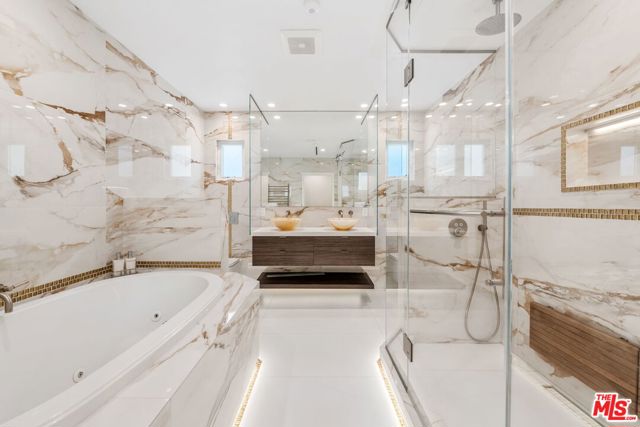 12763 Kling Street, Studio City CA: https://media.crmls.org/mediaz/29f53f5d-e02f-47c0-8189-ad5177ff0c70.jpg