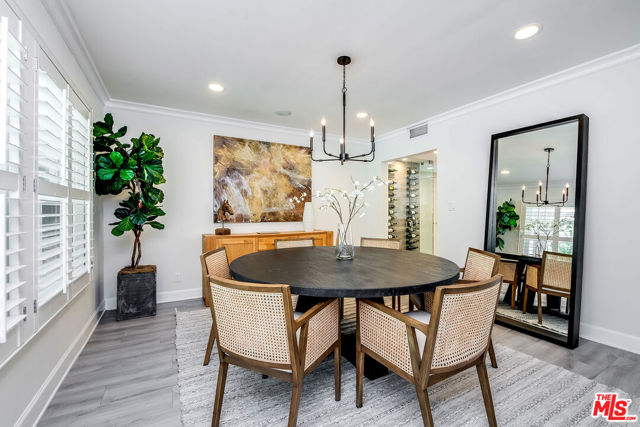 3544 Laurel Canyon Boulevard, Studio City CA: https://media.crmls.org/mediaz/29f55c17-2eff-42e6-883e-8a032bfd3fa4.jpg