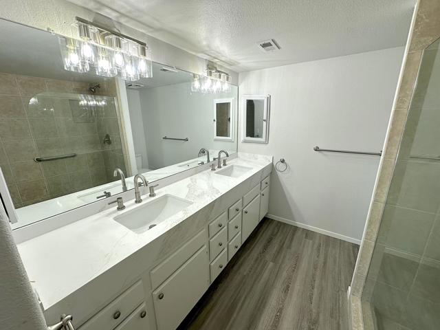 1262 Sunflower N Circle, Palm Springs CA: https://media.crmls.org/mediaz/29f60bf1-1e28-4bf1-8f4d-a9a643ecb023.jpg