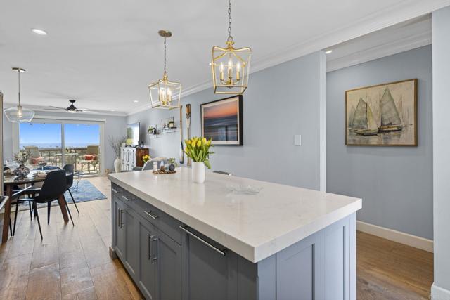 Detail Gallery Image 5 of 23 For 908 Caminito Madrigal #D,  Carlsbad,  CA 92011 - 2 Beds | 1/1 Baths