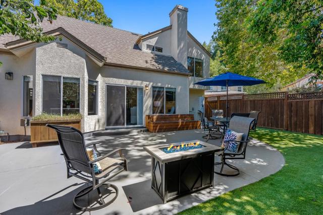 308 Sidesaddle Circle, Scotts Valley CA: https://media.crmls.org/mediaz/29fb4d6a-5eeb-4bdd-9913-d33275e4cd81.jpg