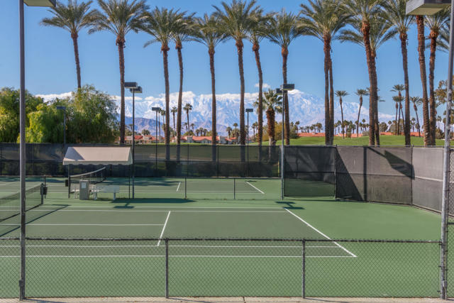 106 Celano Circle, Palm Desert CA: https://media.crmls.org/mediaz/29fc1e10-e2c3-4597-a931-3db7bc5ac534.jpg
