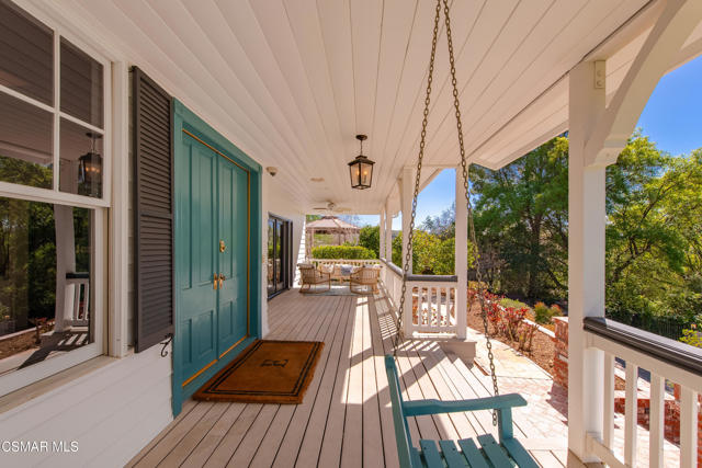 6144 1/4 Chesebro Road, Agoura Hills CA: https://media.crmls.org/mediaz/29fc4112-415a-4cbb-a5a9-cc2fbf901bf2.jpg