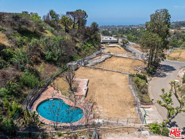 1210 Las Lomas Place photo 1