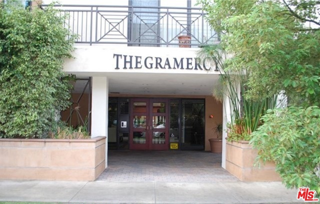 311 S Gramercy Pl #406, Los Angeles, CA 90020