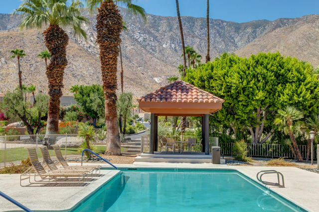2884 N Andalucia Court, Palm Springs, CA 92264