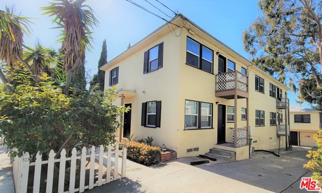 2638 4th Street Santa Monica, California 3.9% CAP rate in Santa Monica! Sitting atop a hill just 2 blocks from Main Street and 4 blocks from Santa Monica beach, this 6 unit building features sweeping ocean views from two units and a huge, west facing common area patio. Soft story retrofitting is NOT required. Dual pane windows throughout. Excellent unit mix consisting of (4) 1 bedroom + 1 bath, and (2) 2 bedroom + 1 bath. All units are larger than similar units in the area. Five individual parking garages with two additional surface parking spaces. Several units were recently upgraded with new floors, plumbing, fixtures, etc. One 2+1 unit will be delivered vacant. Property is subject to City of Santa Monica rent control. Inside with accepted offer only.