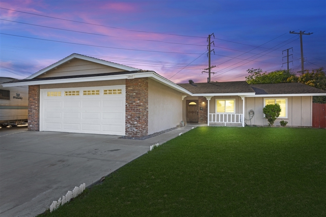 1061 S Clifpark Circle, Anaheim, CA 92805