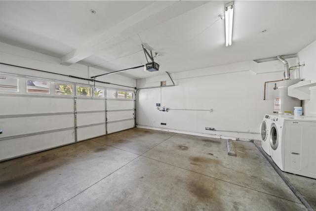 Detail Gallery Image 18 of 52 For 9300 Burnet Ave #111,  North Hills,  CA 91343 - 3 Beds | 2/1 Baths