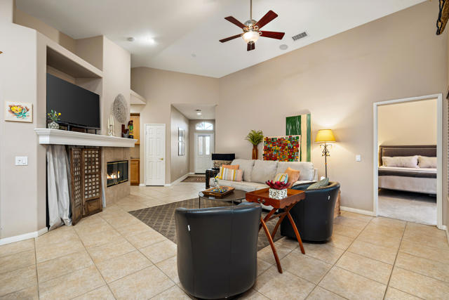 45595 Banff Springs Street, Indio CA: https://media.crmls.org/mediaz/2a00bbb3-14ac-49c6-b761-0f7465f143b2.jpg