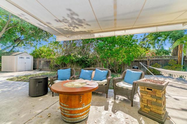 1905 White Oaks Road, Campbell CA: https://media.crmls.org/mediaz/2a010a6d-32c3-4231-85a2-e0cd52082a0e.jpg