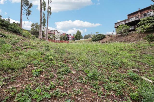 0 Granada Avenue, El Granada CA: https://media.crmls.org/mediaz/2a012405-e4fa-47f0-95c3-196c085c5164.jpg
