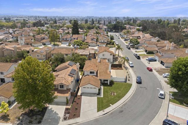 10785 Chinon Circle, San Diego CA: https://media.crmls.org/mediaz/2a0256b4-f65d-4210-9bf4-e350fa399275.jpg