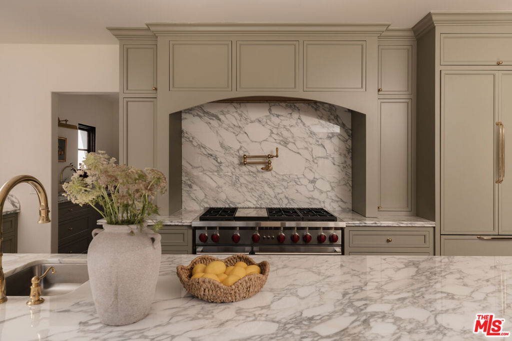 MLS #25612933 image #6