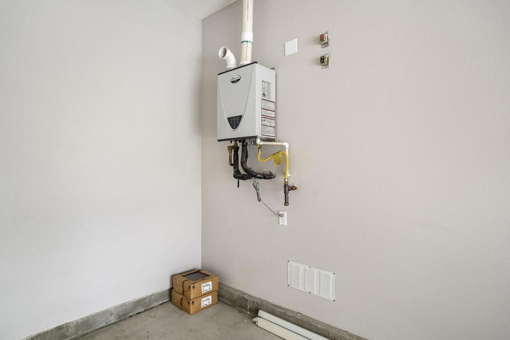 MLS #219136771DA image #34