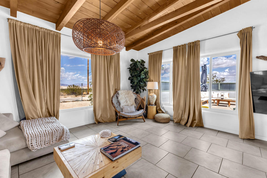 MLS #219135012DA image #25