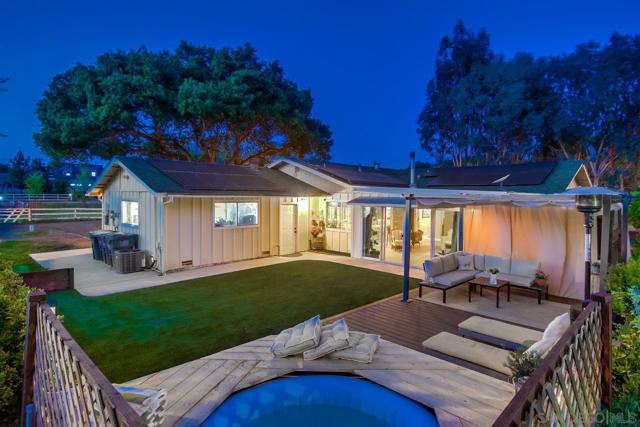 17048 Handlebar Rd, Ramona CA: https://media.crmls.org/mediaz/2a08f305-dbaf-49bc-9422-61c4582f0da9.jpg