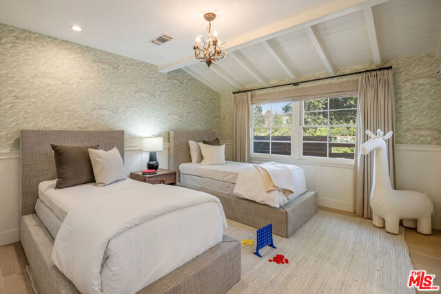 Drew Fenton | 516 Hanley Place Los Angeles CA | MLS: 7489437